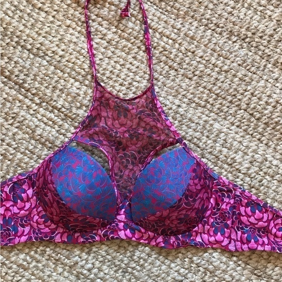 Andrea Iyamah Red and Blue Swim Top - Picture 5 of 10